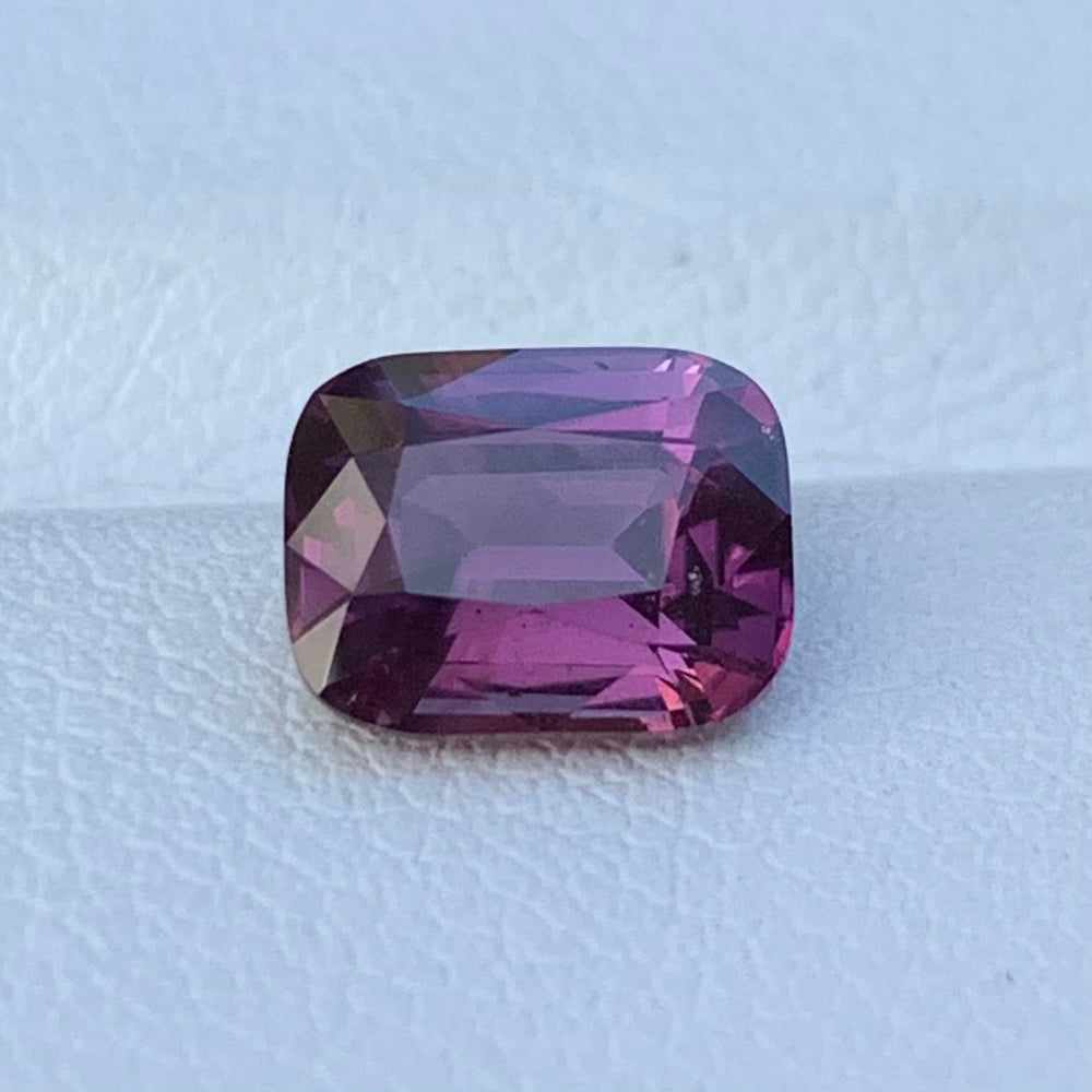 2.01 Cts Unheated Plump Pink sapphire - (UH) - CeylonFineGemsCo